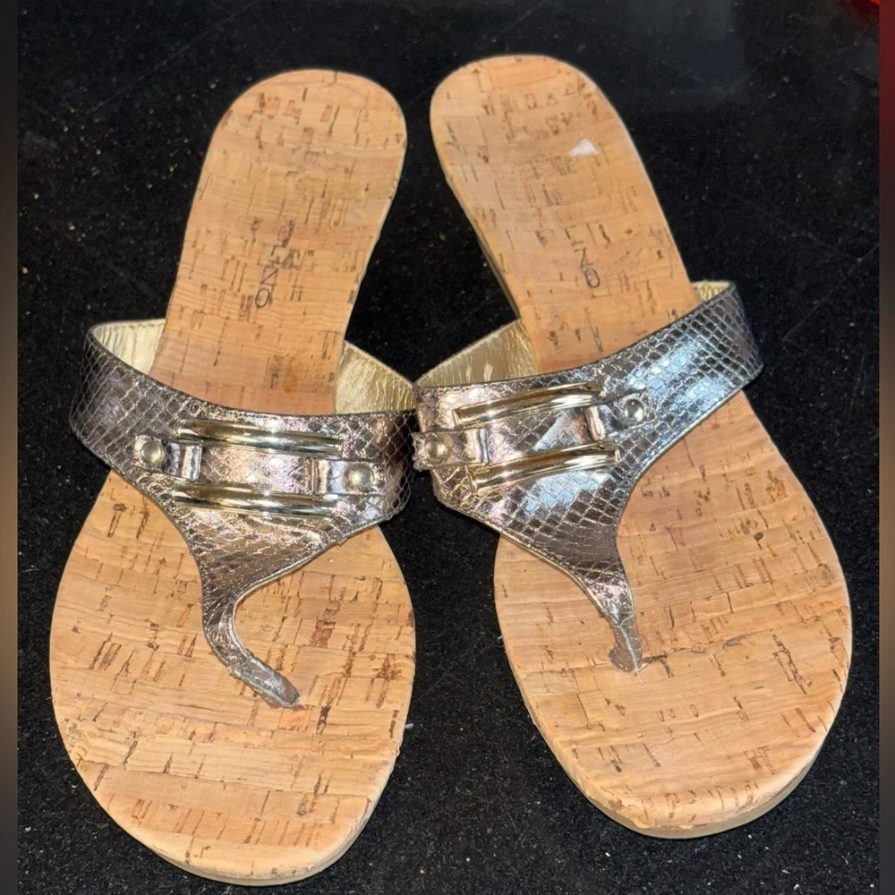 Bandolino Sandals